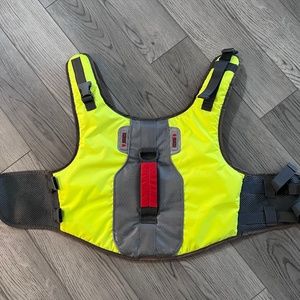 KONG Neon Green Sport AquaFloat Adjustable Flotation Vest Lifejacket for M Dog